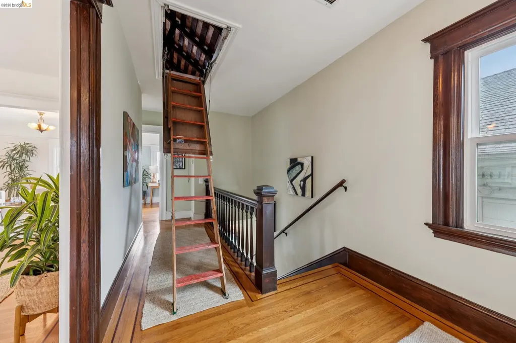 532 42nd Street Oakland CA 94609