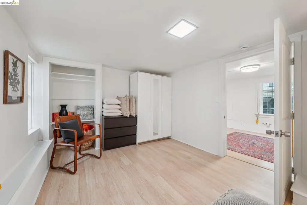 532 42nd Street Oakland CA 94609