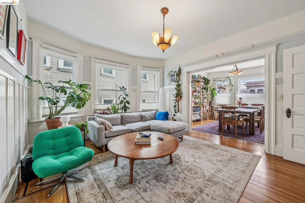 532 42nd Street Oakland CA 94609