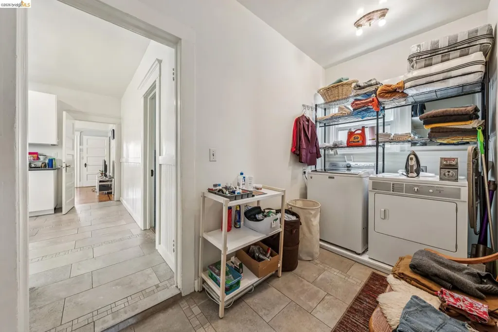 532 42nd Street Oakland CA 94609