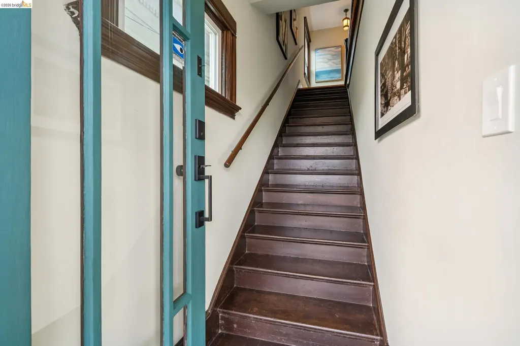 532 42nd Street Oakland CA 94609