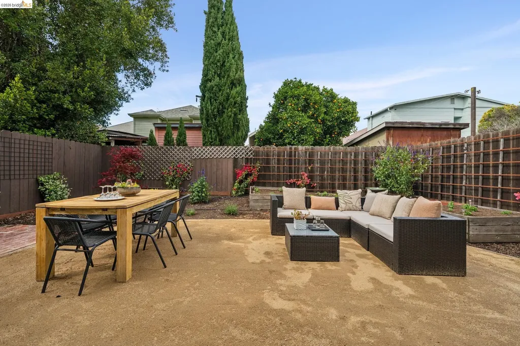 532 42nd Street Oakland CA 94609