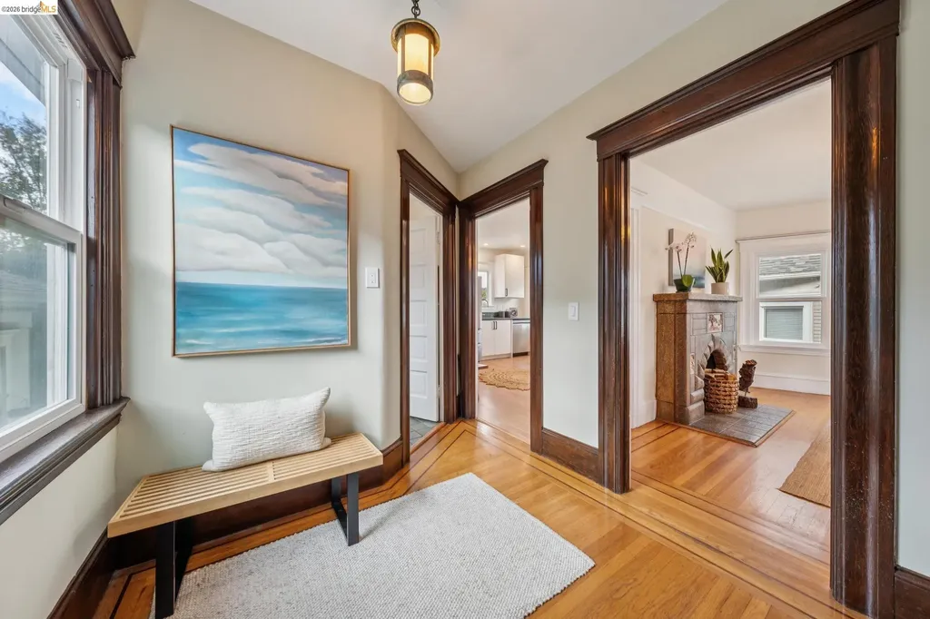 532 42nd Street Oakland CA 94609