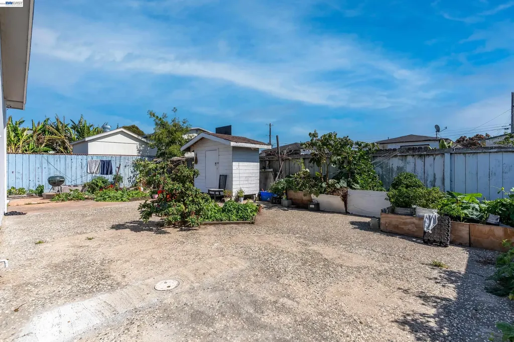 628 17th Street Richmond CA 94804
