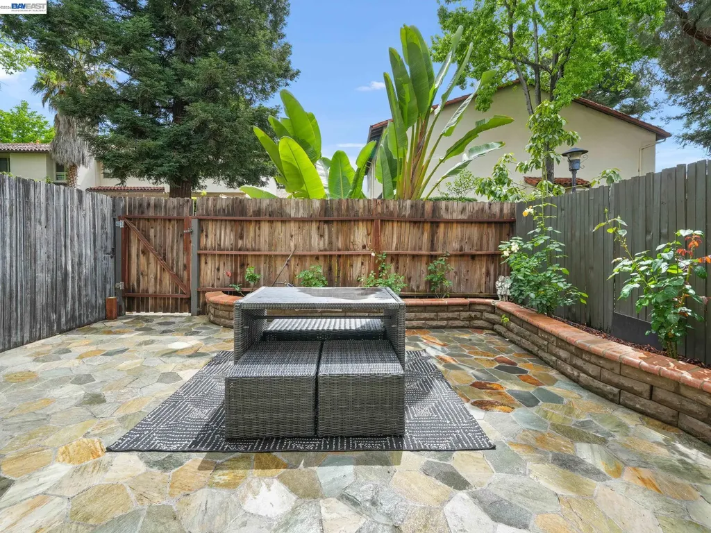 1972 Briscoe Terrace Fremont CA 94539