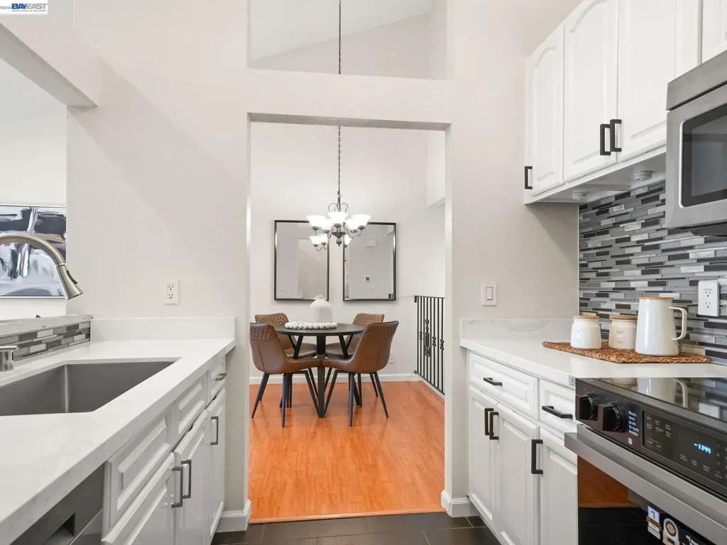 1972 Briscoe Terrace Fremont CA 94539