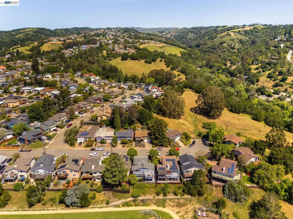 5265 Winifred Drive Castro Valley CA 94546