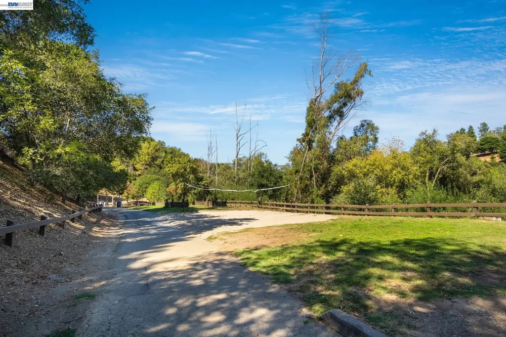 5265 Winifred Drive Castro Valley CA 94546