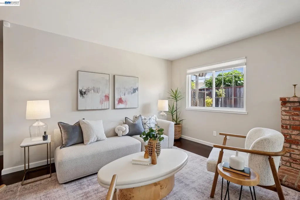 328 Sand Beach Road Alameda CA 94501