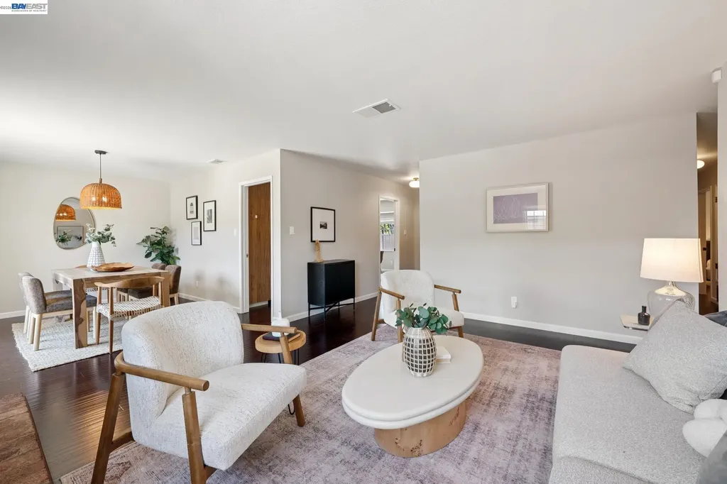 328 Sand Beach Road Alameda CA 94501