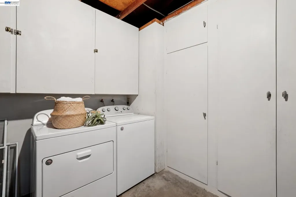 328 Sand Beach Road Alameda CA 94501