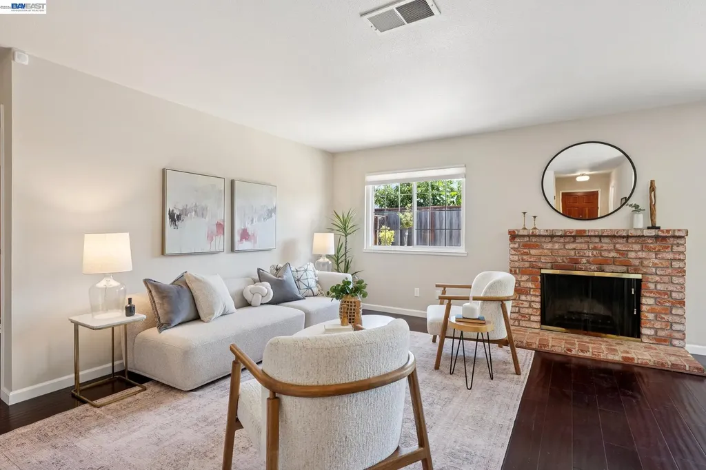 328 Sand Beach Road Alameda CA 94501