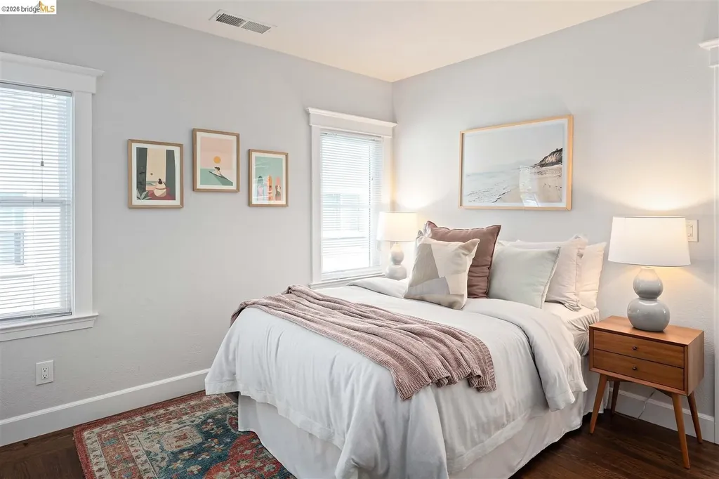 2707 Logan Street Oakland CA 94601