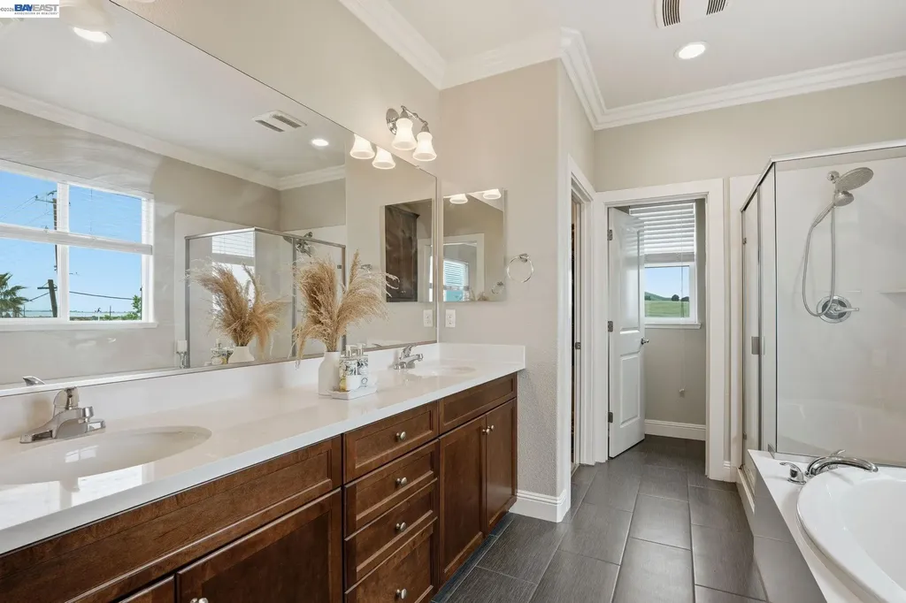 98 Driftwood Circle Bay Point CA 94565