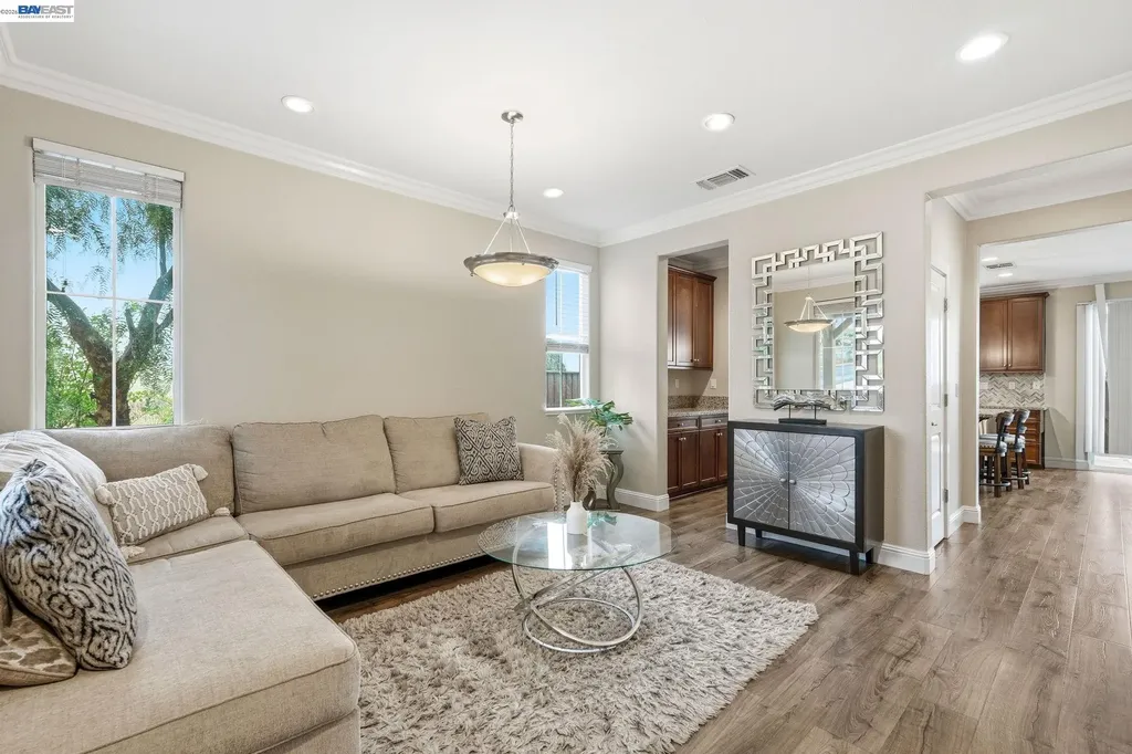 98 Driftwood Circle Bay Point CA 94565