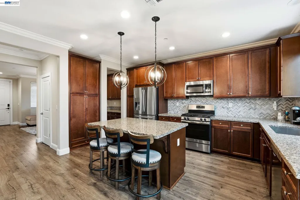 98 Driftwood Circle Bay Point CA 94565