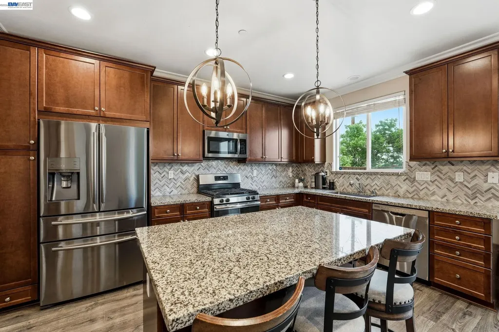 98 Driftwood Circle Bay Point CA 94565
