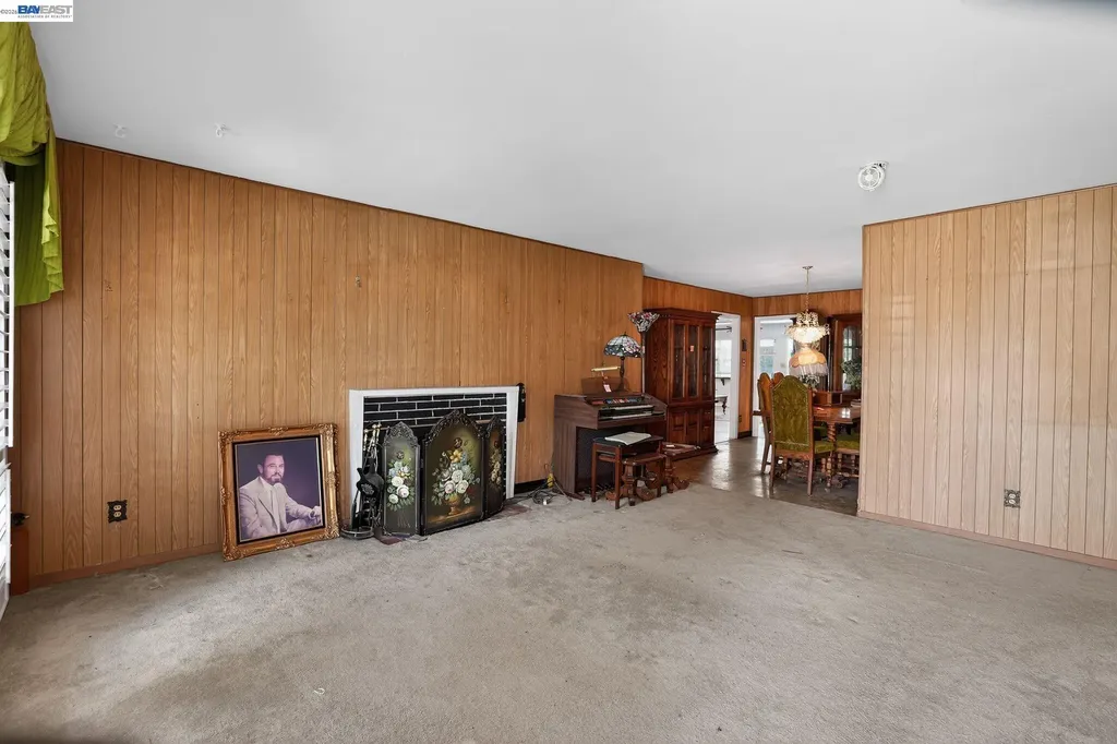 237 Goodwin Street Hayward CA 94544