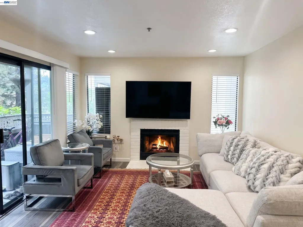 29599 Vanderbilt Street Hayward CA 94544