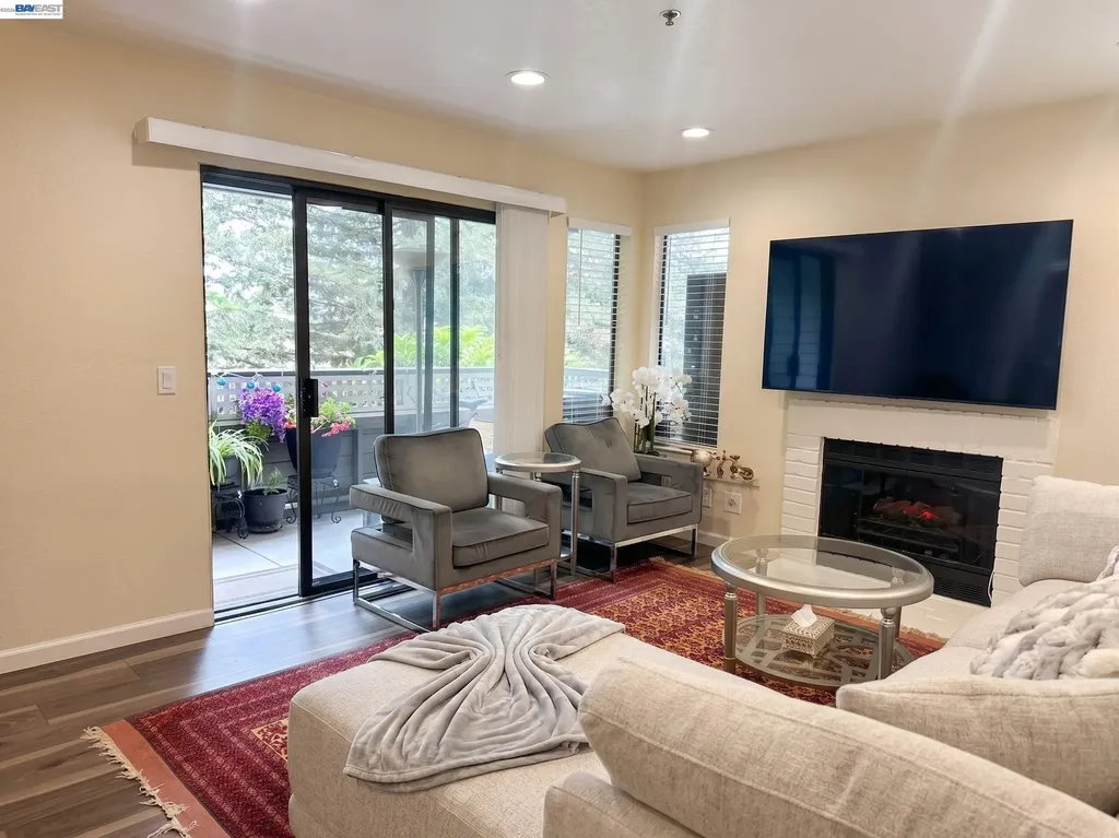 29599 Vanderbilt Street Hayward CA 94544