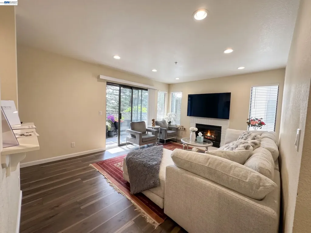 29599 Vanderbilt Street Hayward CA 94544