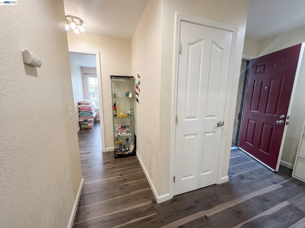 29599 Vanderbilt Street Hayward CA 94544