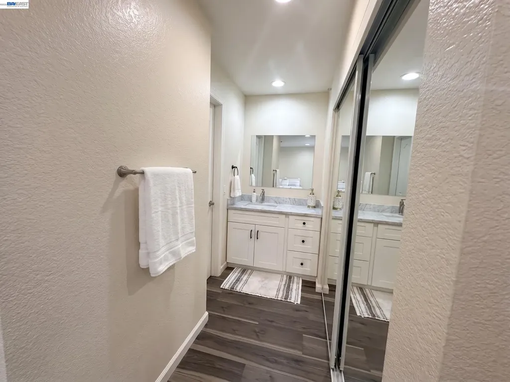 29599 Vanderbilt Street Hayward CA 94544