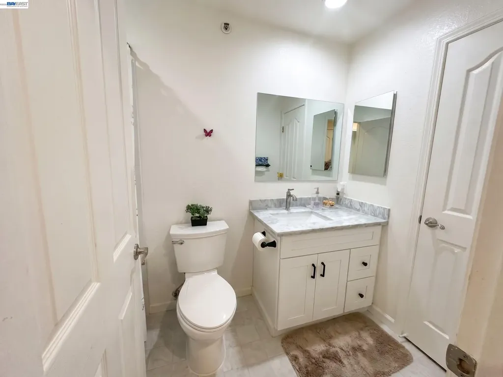 29599 Vanderbilt Street Hayward CA 94544