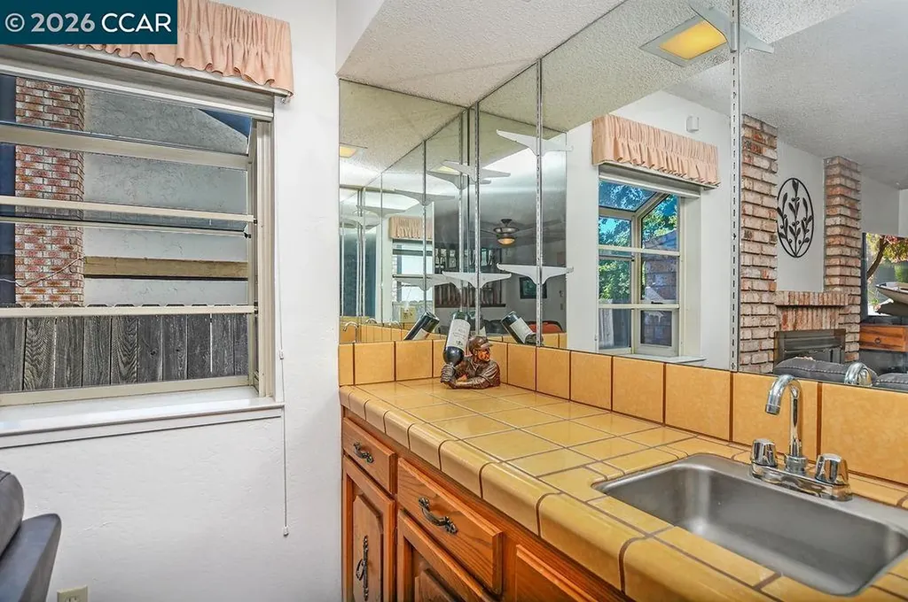 2822 Harris Antioch CA 94509