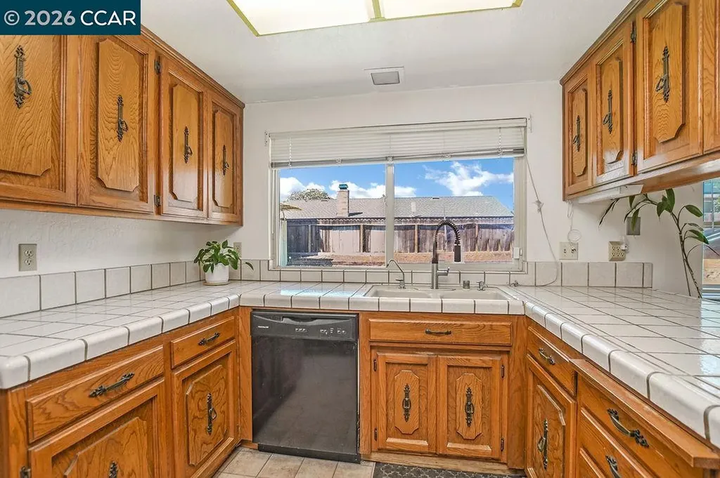 2822 Harris Antioch CA 94509