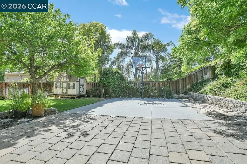 2052 Great Meadow Court Brentwood CA 94513