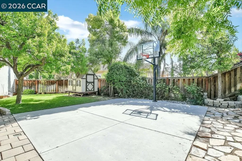 2052 Great Meadow Court Brentwood CA 94513