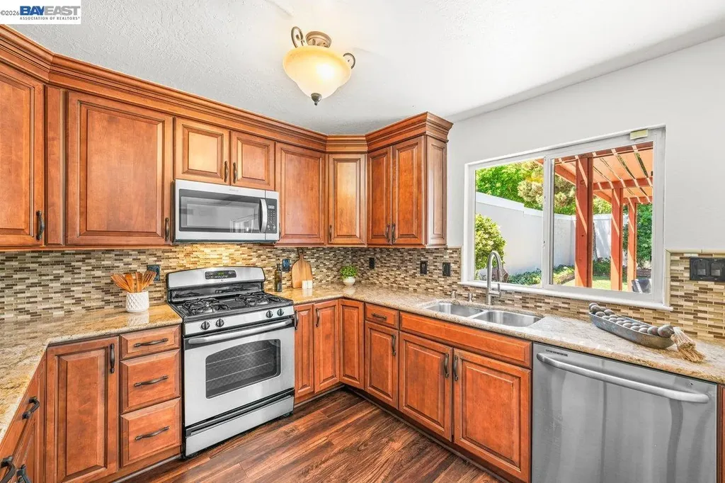 2375 Goldcrest Circle Pleasanton CA 94566