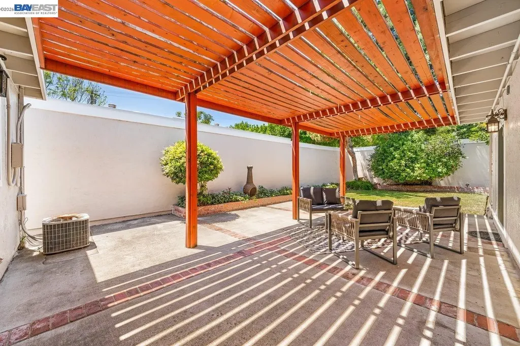 2375 Goldcrest Circle Pleasanton CA 94566