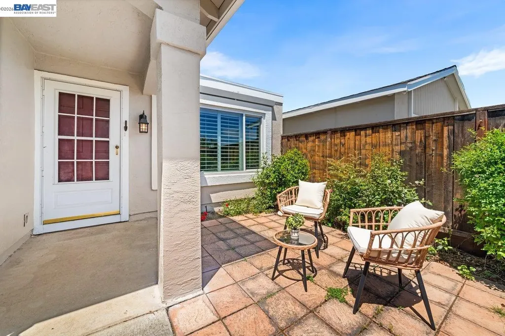 2375 Goldcrest Circle Pleasanton CA 94566