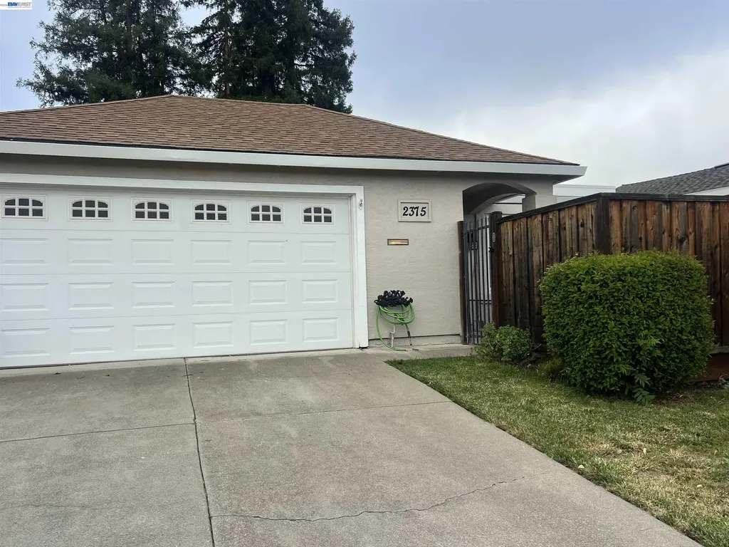 2375 Goldcrest Circle Pleasanton CA 94566