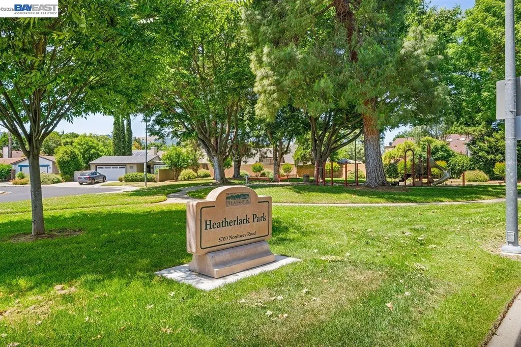 2375 Goldcrest Circle Pleasanton CA 94566