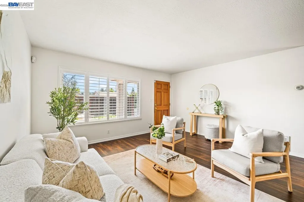2375 Goldcrest Circle Pleasanton CA 94566