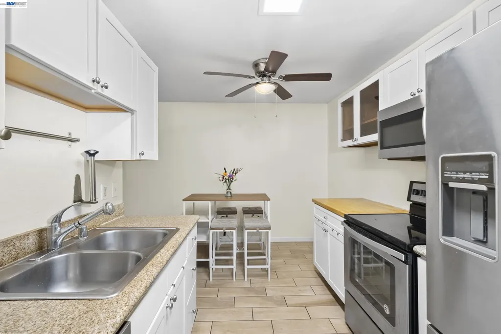16006 14th Street Ashland CA 94578