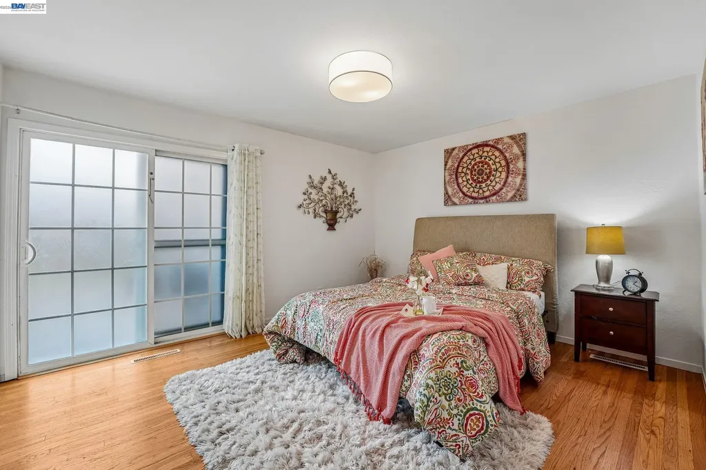 24815 Townsend Avenue Hayward CA 94544