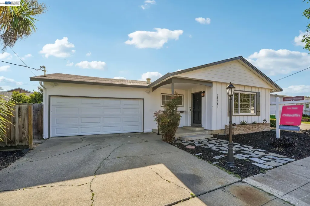 24815 Townsend Avenue Hayward CA 94544