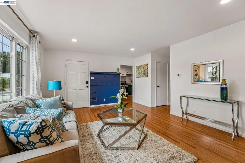 24815 Townsend Avenue Hayward CA 94544