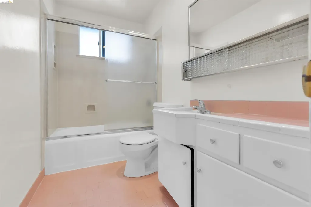 621 Paseo Del Rio San Lorenzo CA 94580