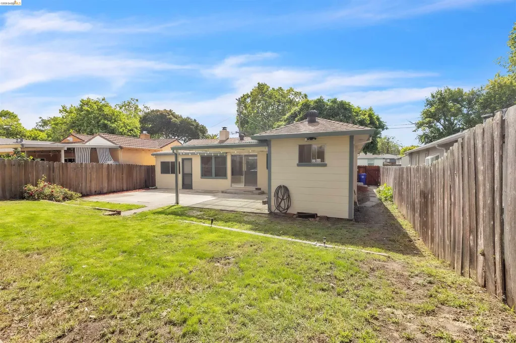621 Paseo Del Rio San Lorenzo CA 94580