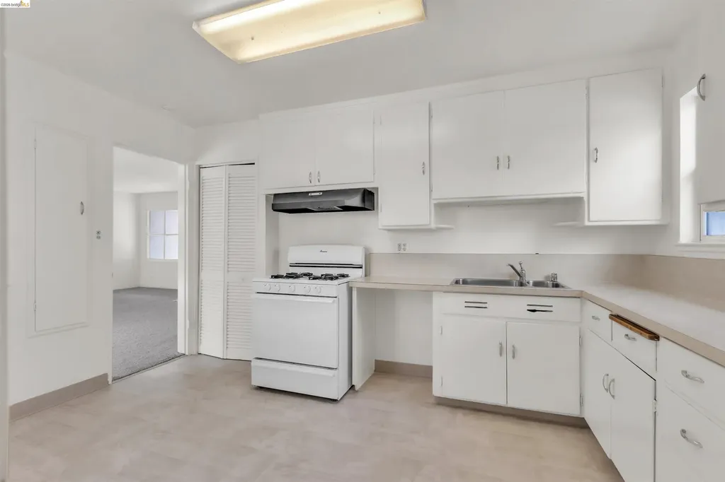 621 Paseo Del Rio San Lorenzo CA 94580