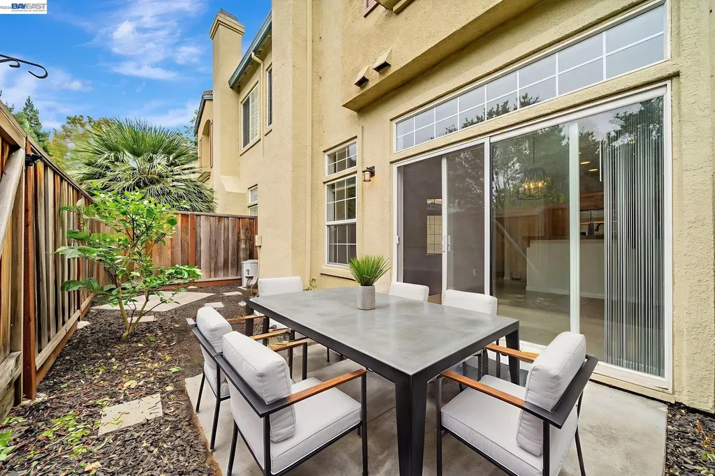 4251 Lucero Court Pleasanton CA 94588