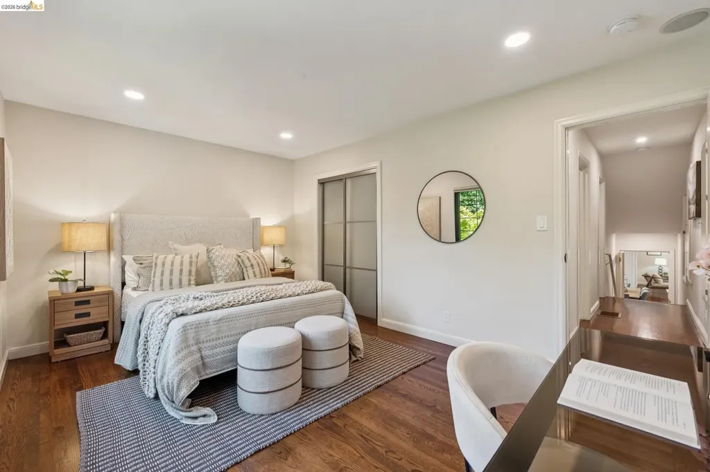 5739 Presley Way Oakland CA 94618