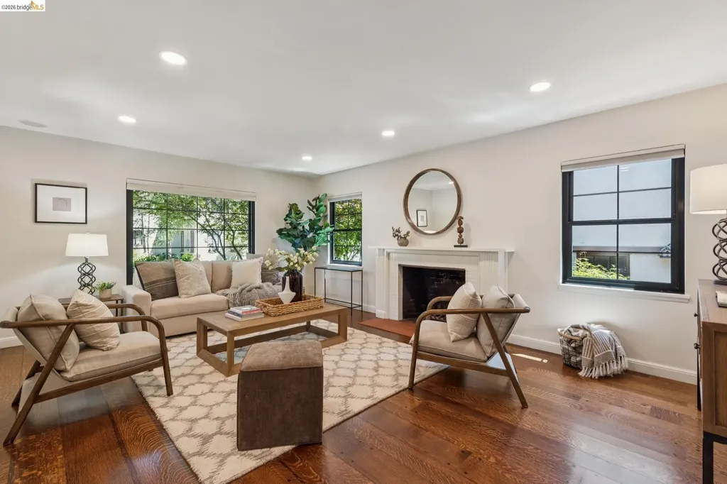 5739 Presley Way Oakland CA 94618