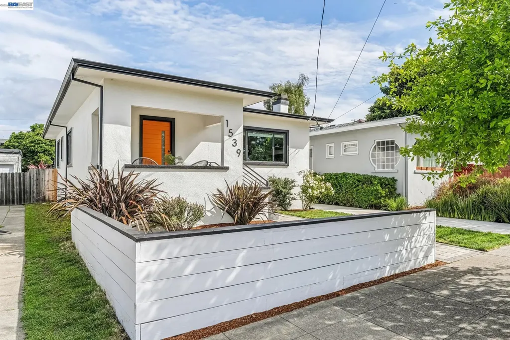 1539 Blake Street Berkeley CA 94703