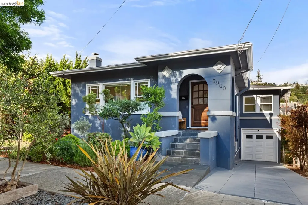 5960 Chabolyn Terrace Oakland CA 94618